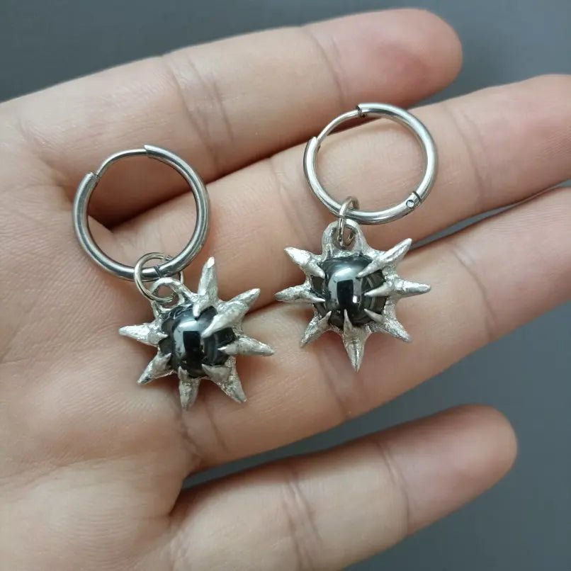 Handmade Brutalist Y2k Stainless Steel Hoop Earrings Soldered Bubble Claw Organic Claws Spiky Thorns Coin Shape Hematite
